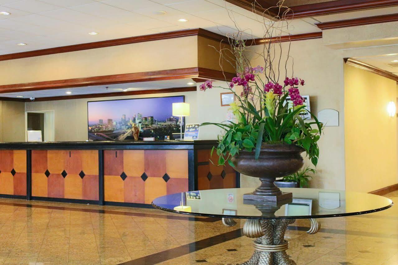 Hotel Ramada Plaza By Wyndham Atlanta Downtown Capitol Park Esterno foto