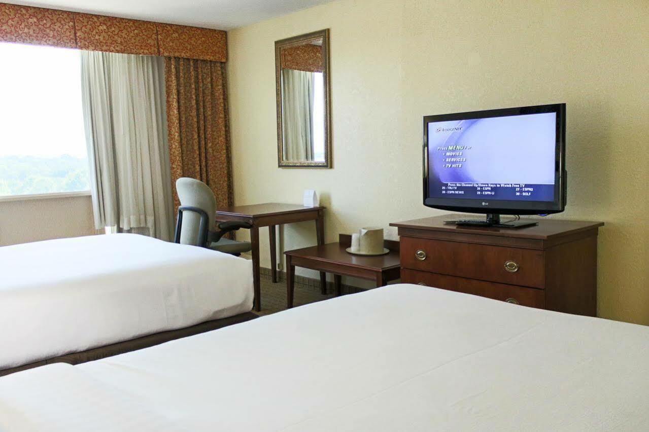 Hotel Ramada Plaza By Wyndham Atlanta Downtown Capitol Park Esterno foto